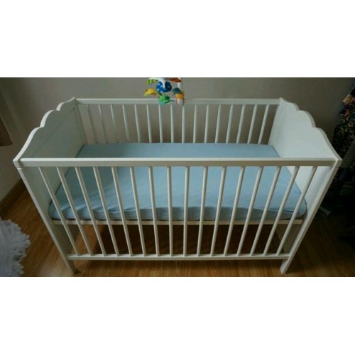 Hensvik cot hot sale